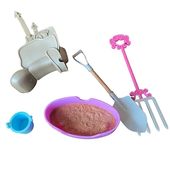 Toy Plastic Flocked Coated Felt 2 Horses and 2 Foals and Accessories - Picture 4 of 15